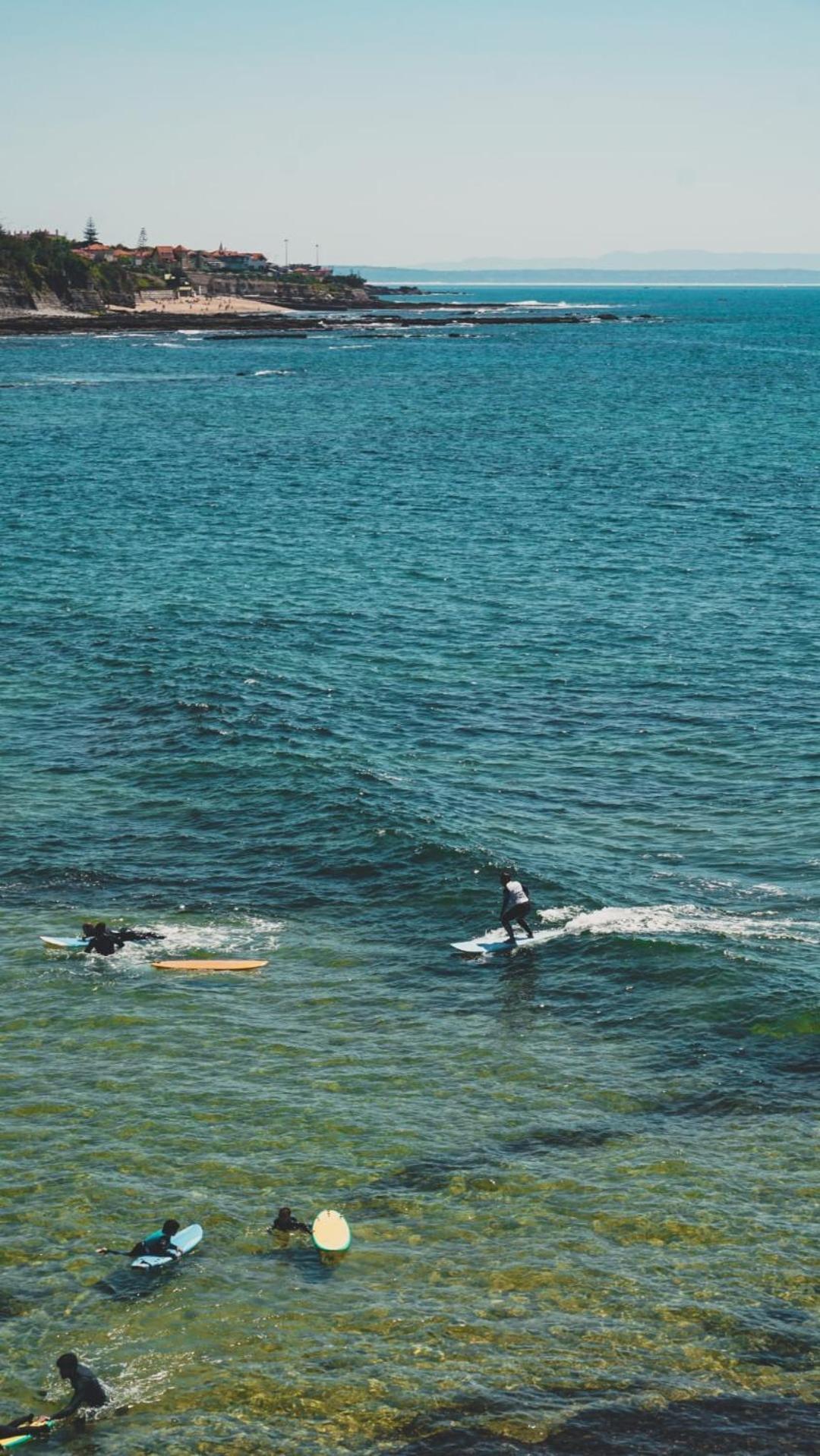 Turismo Do Seculo Hotell Estoril Exteriör bild Surfers at the mouth of the River Tweed