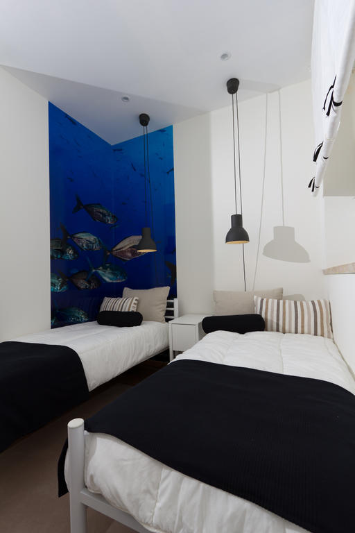 Turismo Do Seculo Hotell Estoril Rum bild A wall hanging