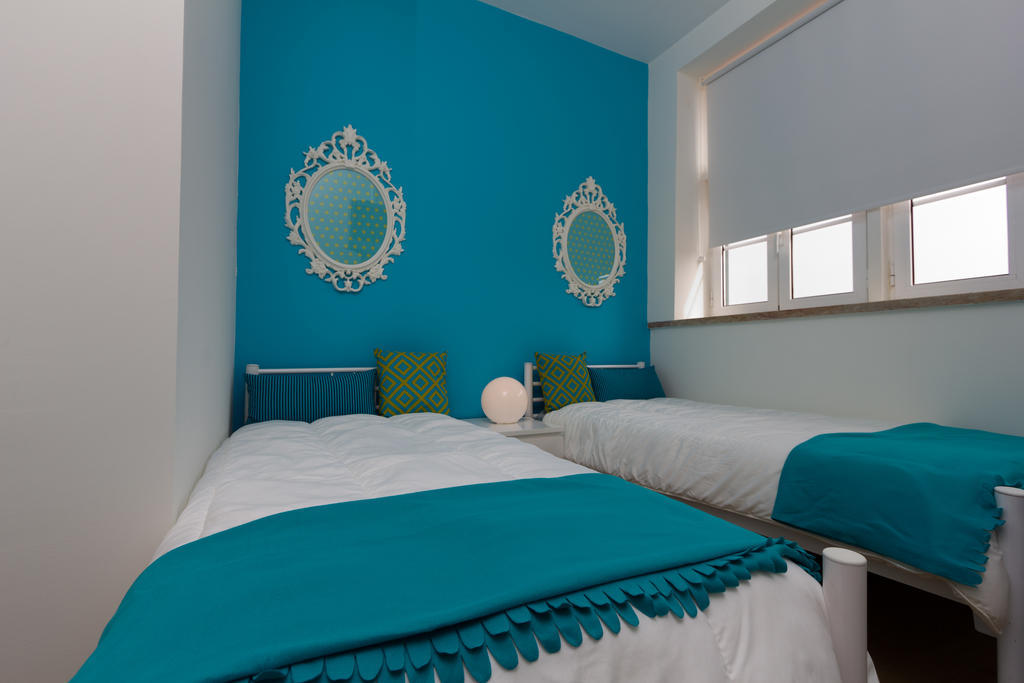 Turismo Do Seculo Hotell Estoril Rum bild A bedroom at the hotel