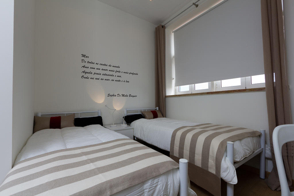 Turismo Do Seculo Hotell Estoril Rum bild A room at the hotel