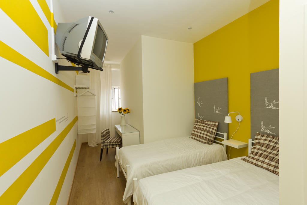 Turismo Do Seculo Hotell Estoril Rum bild A room at the hotel