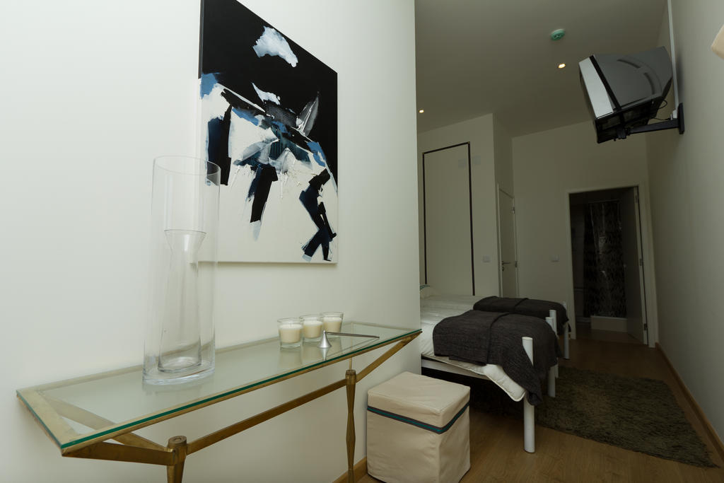 Turismo Do Seculo Hotell Estoril Rum bild A bedroom in the apartment