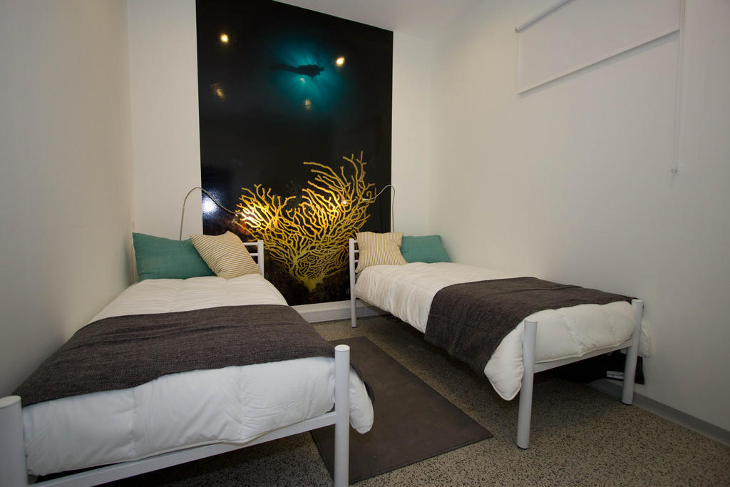 Turismo Do Seculo Hotell Estoril Rum bild A bedroom at the hotel