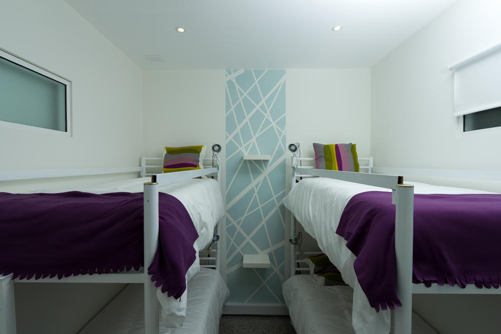 Turismo Do Seculo Hotell Estoril Rum bild A room at the new hostel